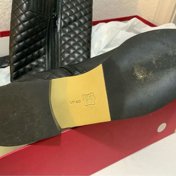 $295 Vaneli "radio Riding" Black Flat Quilted Leather Boot 9 S - Picture 9 of 12